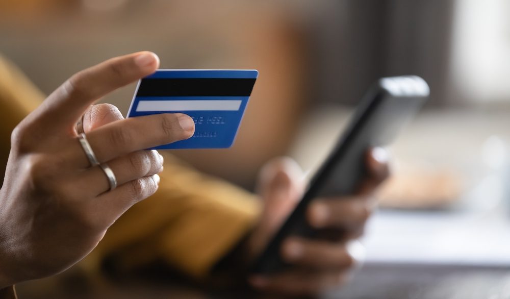 【2023年調査レポート】携帯（スマホ）代の平均｜月々の料金を安くする方法