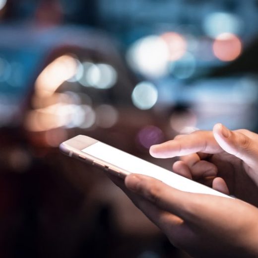スマホのデータ通信量の上限ギガ数は？実際の平均データ使用量や満足度と比較！
