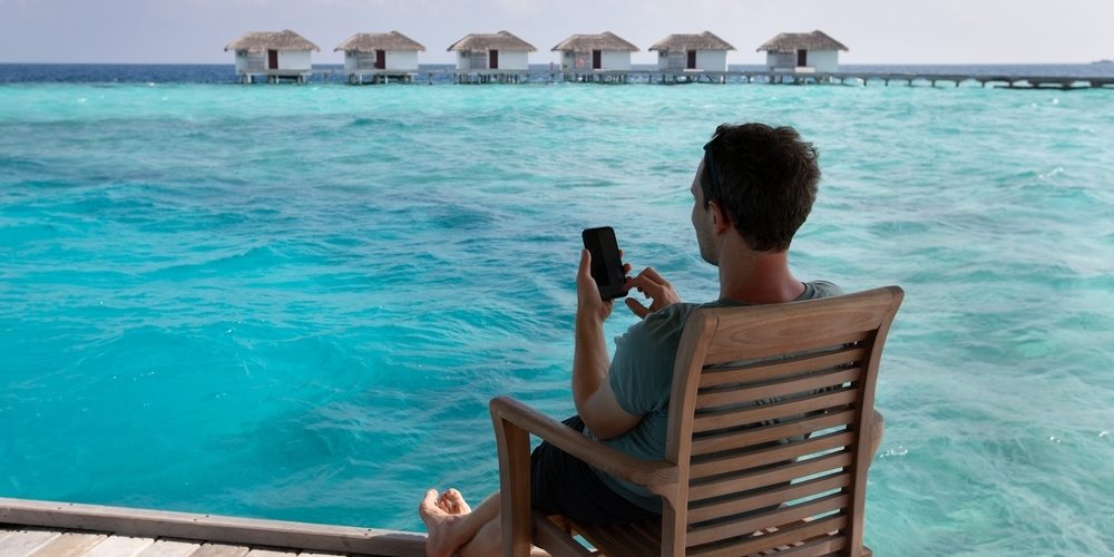 海外旅行中の使い方に合わせて快適な通信手段を選ぼう